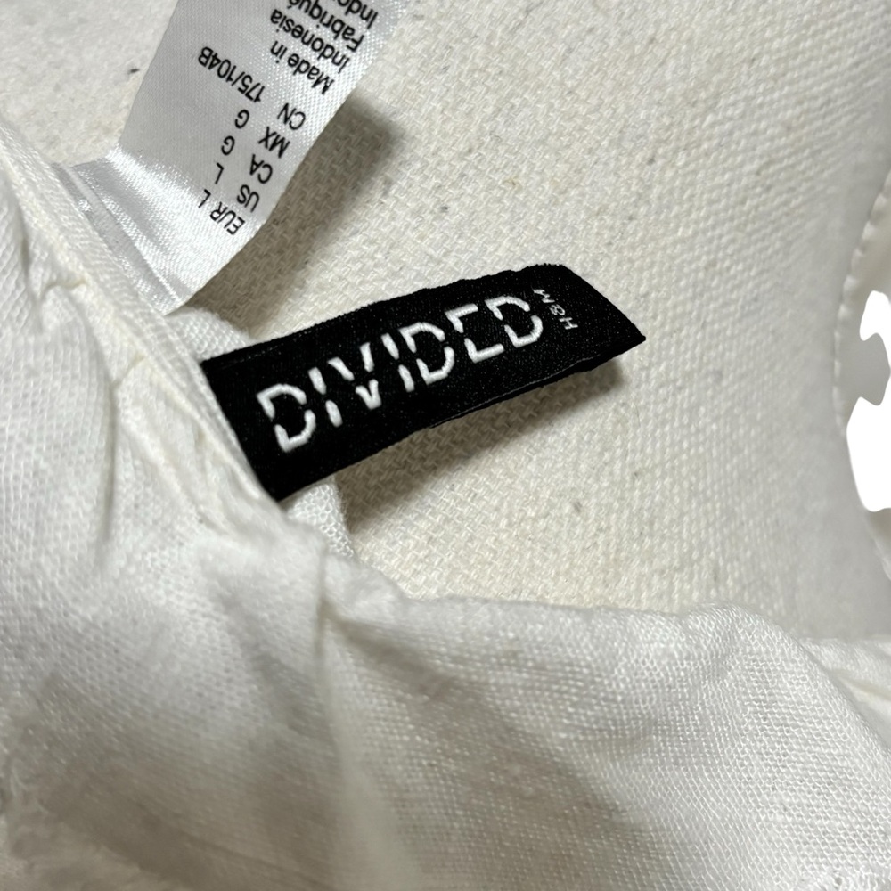 H&M / Divided- Size Large - Cream Flounced Top - Distressed and Raw Edges - Picture 6 of 12